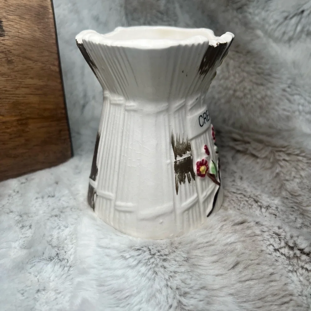 Creamer Pitcher made in Japan / VINTAGE KITCHEN DECOR